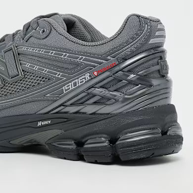 Sneakers for Everyday Wear & Streetwear - Grey