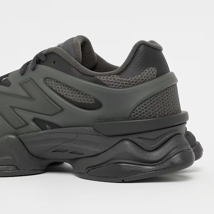 Sneakers for Everyday Wear & Streetwear - Grey