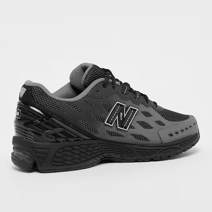 Sneakers for Everyday Wear & Streetwear - Grey/Black
