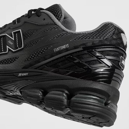 Sneakers for Everyday Wear & Streetwear - Grey/Black