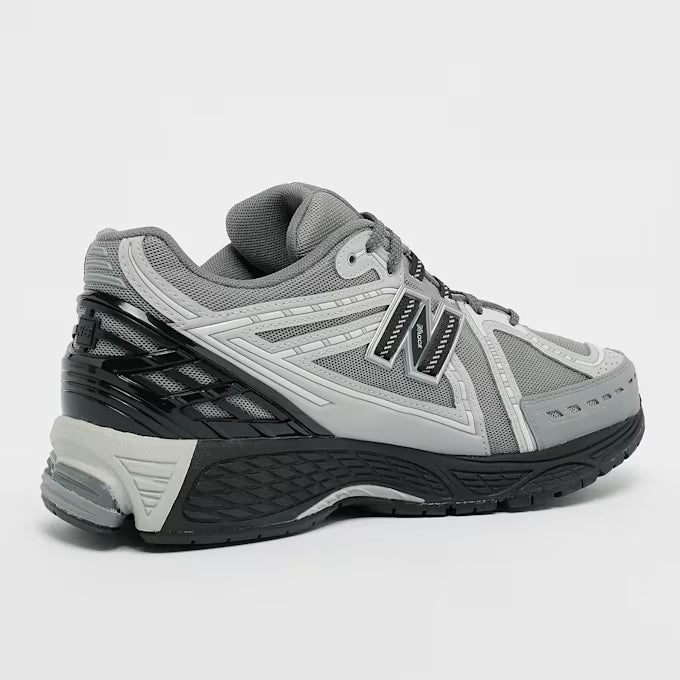 Sneakers for Everyday Wear & Streetwear - Grey
