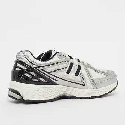 Sneakers for Everyday Wear & Streetwear - Silver/White