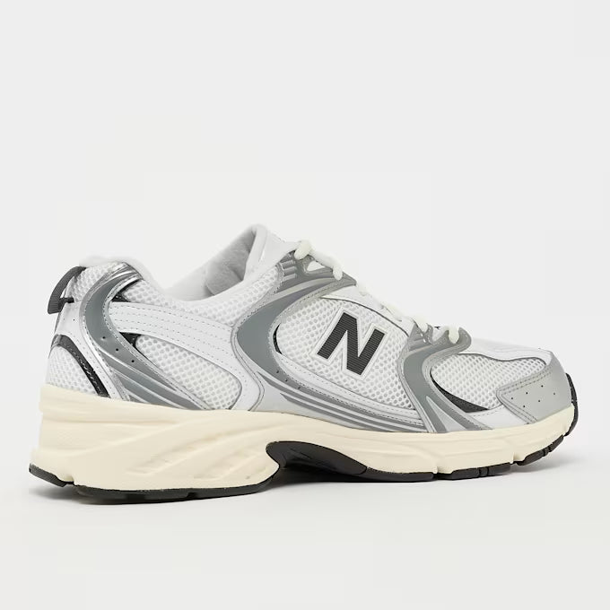 Sneakers for Everyday Wear & Streetwear - White/Silver