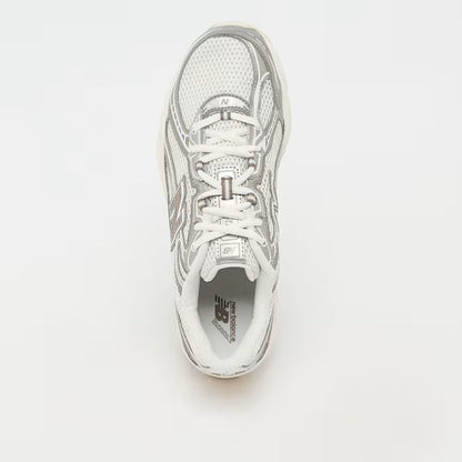Sneakers for Everyday Wear & Streetwear - Silver/Beige/White