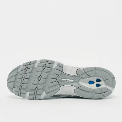 Sneakers for Everyday Wear & Streetwear - Silver
