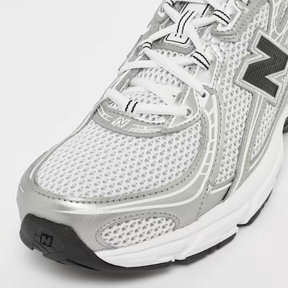 Sneakers for Everyday Wear & Streetwear - White/Silver
