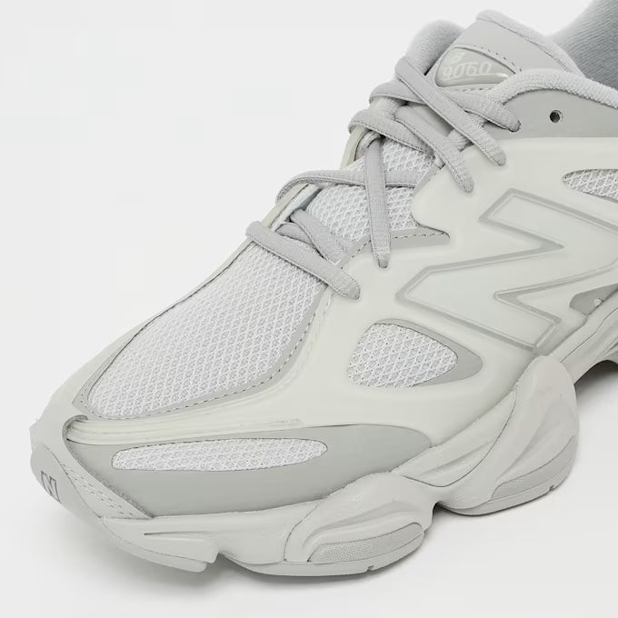 Sneakers for Everyday Wear & Streetwear - Beige/Grey