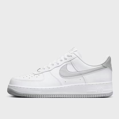 Men's Retro Sneakers for Everyday Wear & Streetwear - White